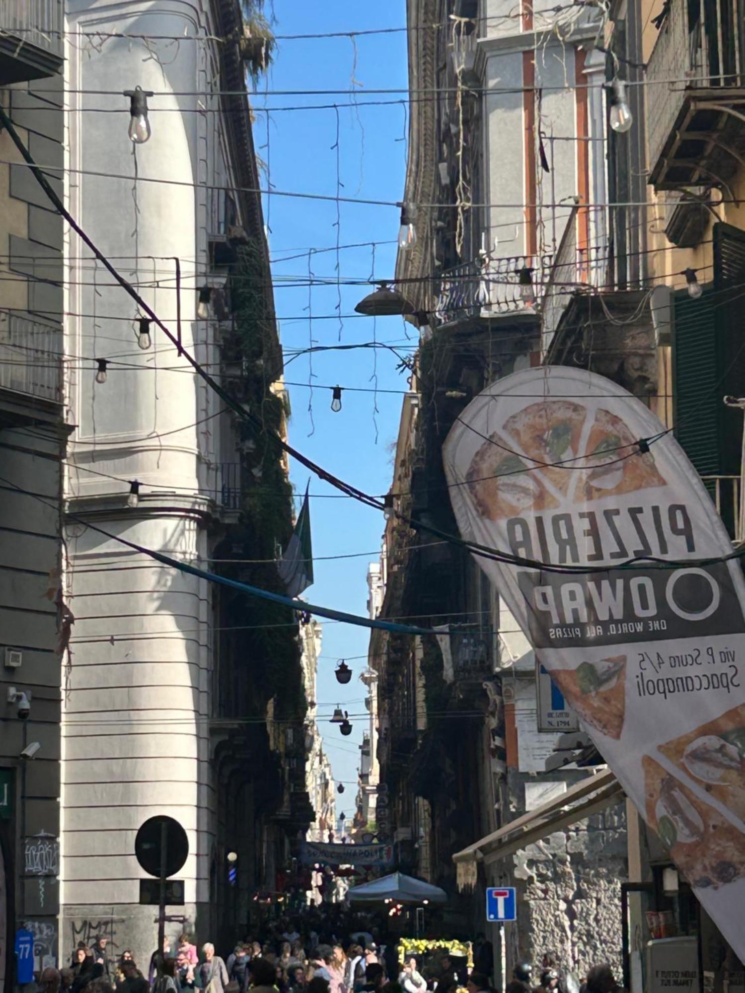 Suite Di Giordy Napoli Centro Екстер'єр фото